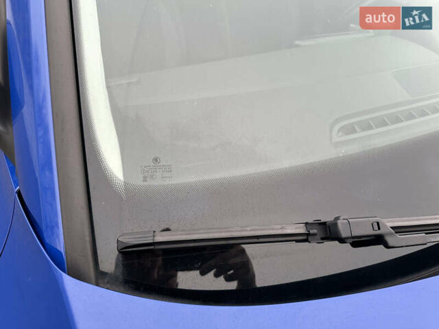 Синий Шкода KAMIQ, объемом двигателя 1.6 л и пробегом 245 тыс. км за 12200 $, фото 11 на Automoto.ua