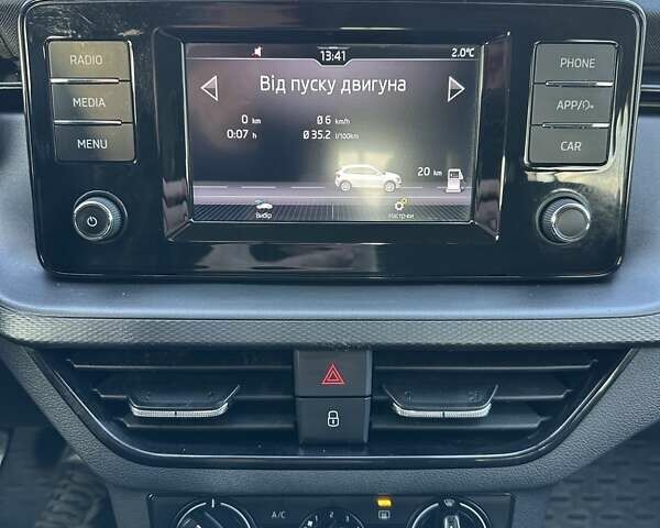 Синій Шкода KAMIQ, об'ємом двигуна 1.6 л та пробігом 219 тис. км за 10800 $, фото 19 на Automoto.ua