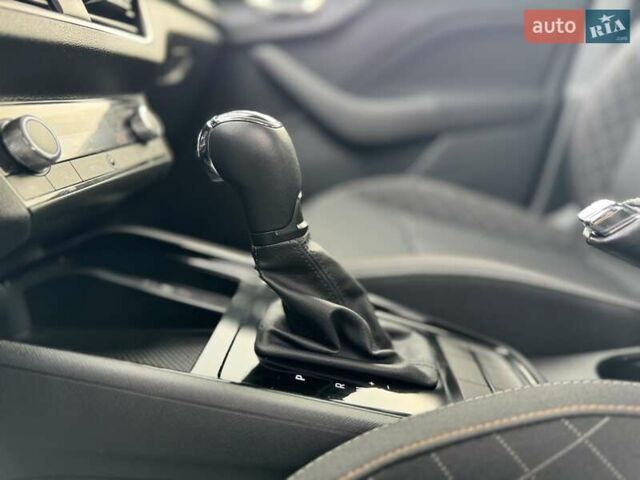 Синий Шкода KAMIQ, объемом двигателя 1.6 л и пробегом 56 тыс. км за 19500 $, фото 55 на Automoto.ua