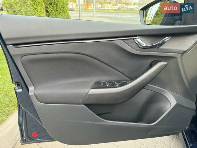 Синий Шкода KAMIQ, объемом двигателя 1.6 л и пробегом 56 тыс. км за 19500 $, фото 64 на Automoto.ua