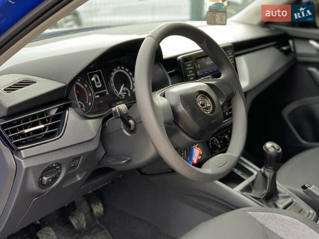 Синій Шкода KAMIQ, об'ємом двигуна 1.6 л та пробігом 92 тис. км за 14455 $, фото 23 на Automoto.ua
