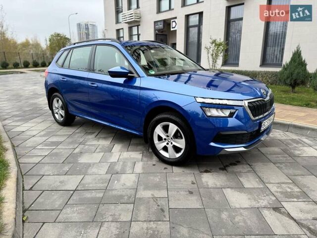 Синий Шкода KAMIQ, объемом двигателя 1.6 л и пробегом 25 тыс. км за 21500 $, фото 4 на Automoto.ua