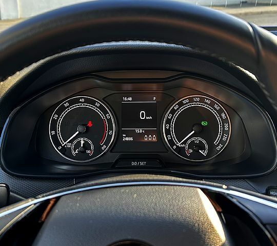 Синій Шкода KAMIQ, об'ємом двигуна 1.6 л та пробігом 25 тис. км за 21000 $, фото 5 на Automoto.ua