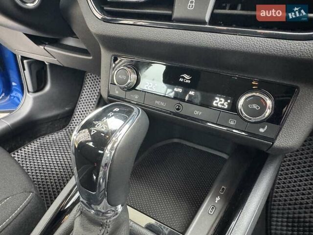 Синій Шкода KAMIQ, об'ємом двигуна 1.6 л та пробігом 25 тис. км за 20999 $, фото 22 на Automoto.ua