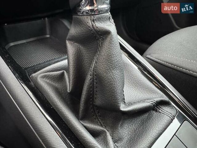 Синій Шкода KAMIQ, об'ємом двигуна 1.6 л та пробігом 25 тис. км за 20999 $, фото 47 на Automoto.ua