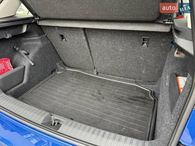 Синій Шкода KAMIQ, об'ємом двигуна 1.6 л та пробігом 25 тис. км за 20999 $, фото 61 на Automoto.ua