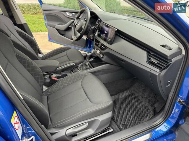 Синий Шкода KAMIQ, объемом двигателя 1.6 л и пробегом 26 тыс. км за 21500 $, фото 37 на Automoto.ua