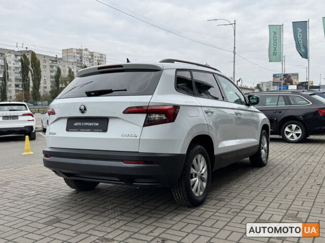 Шкода Karoq 2018 у Києві на Automoto.ua Білий Шкода Karoq, об'ємом двигуна 1.5 л та пробігом 94 тис. км за 18800 $, фото 6 на Automoto.ua