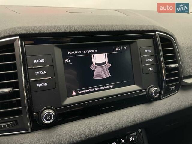 Белый Шкода Karoq, объемом двигателя 1.5 л и пробегом 116 тыс. км за 20872 $, фото 14 на Automoto.ua