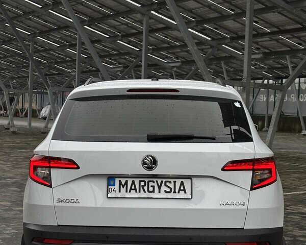 Білий Шкода Karoq, об'ємом двигуна 1.5 л та пробігом 98 тис. км за 20800 $, фото 5 на Automoto.ua
