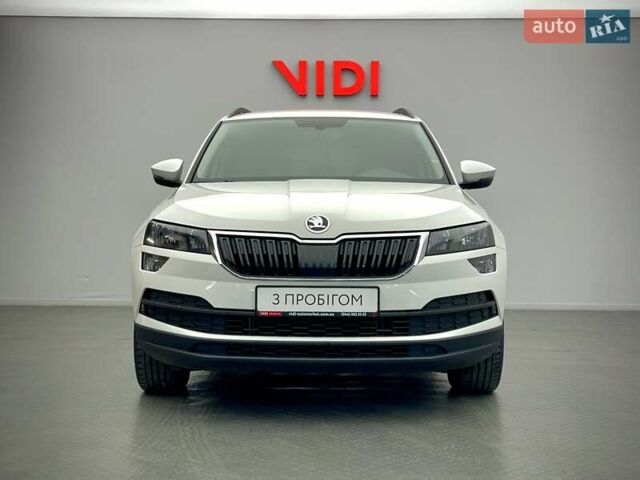 Белый Шкода Karoq, объемом двигателя 1.5 л и пробегом 116 тыс. км за 20872 $, фото 4 на Automoto.ua
