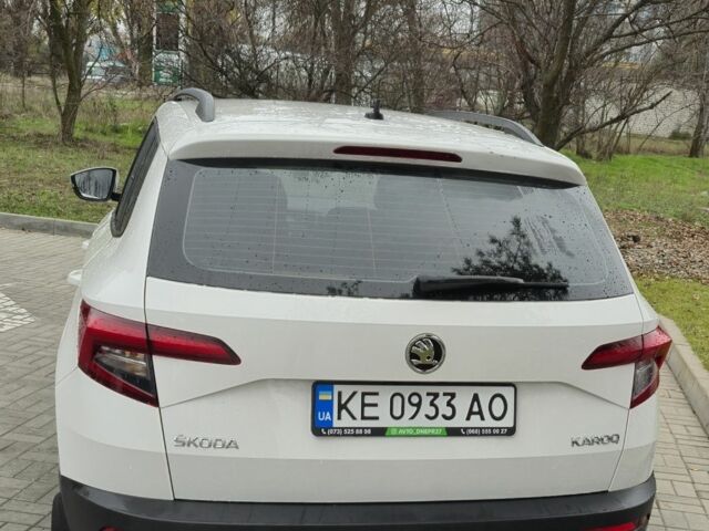 Білий Шкода Karoq, об'ємом двигуна 1.5 л та пробігом 117 тис. км за 21000 $, фото 2 на Automoto.ua