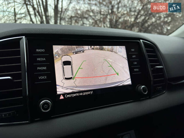 Білий Шкода Karoq, об'ємом двигуна 1.4 л та пробігом 62 тис. км за 21999 $, фото 48 на Automoto.ua