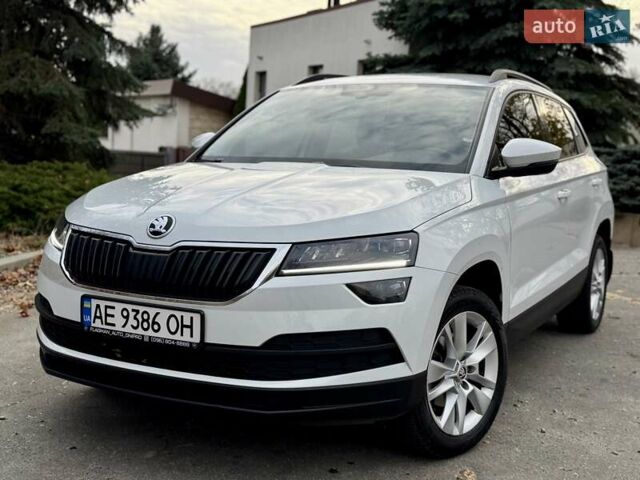 Білий Шкода Karoq, об'ємом двигуна 1.4 л та пробігом 62 тис. км за 22700 $, фото 14 на Automoto.ua