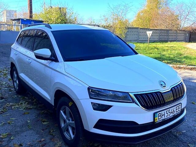 Белый Шкода Karoq, объемом двигателя 1.4 л и пробегом 30 тыс. км за 24200 $, фото 5 на Automoto.ua