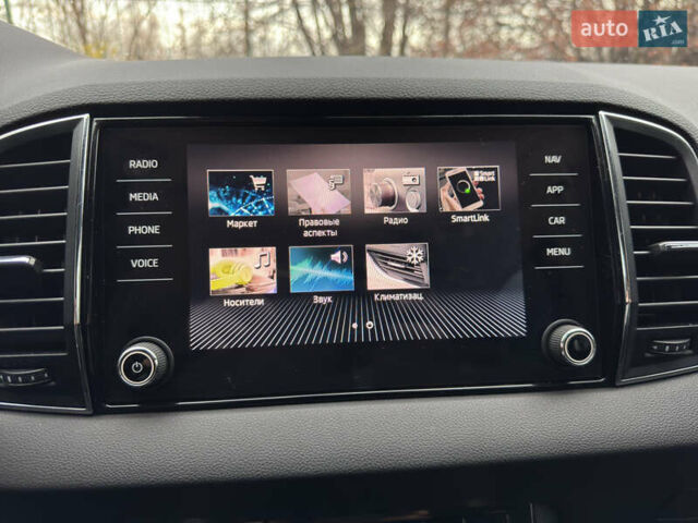 Білий Шкода Karoq, об'ємом двигуна 1.4 л та пробігом 62 тис. км за 22700 $, фото 50 на Automoto.ua