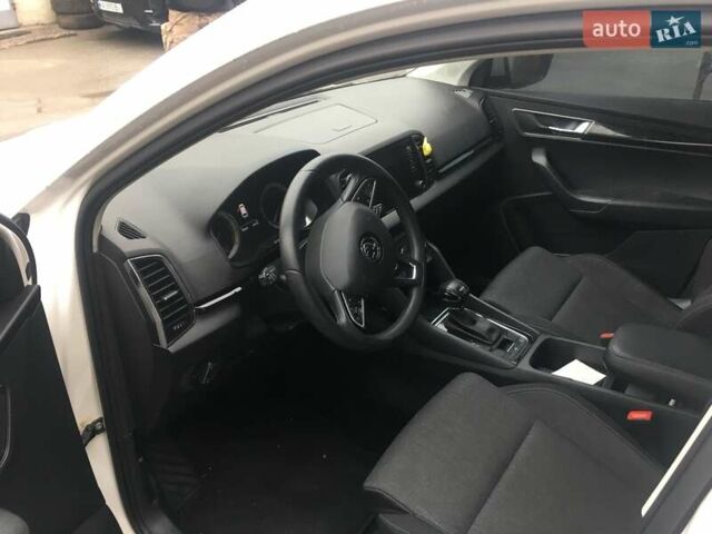 Білий Шкода Karoq, об'ємом двигуна 1.4 л та пробігом 189 тис. км за 15000 $, фото 4 на Automoto.ua