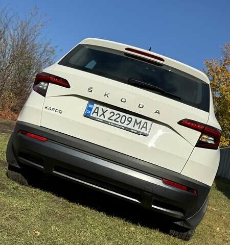 Белый Шкода Karoq, объемом двигателя 1.4 л и пробегом 33 тыс. км за 25000 $, фото 3 на Automoto.ua