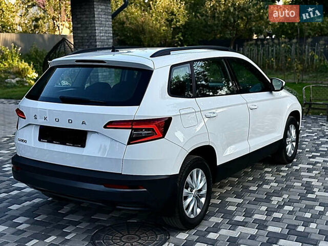 Білий Шкода Karoq, об'ємом двигуна 1.4 л та пробігом 108 тис. км за 21900 $, фото 10 на Automoto.ua