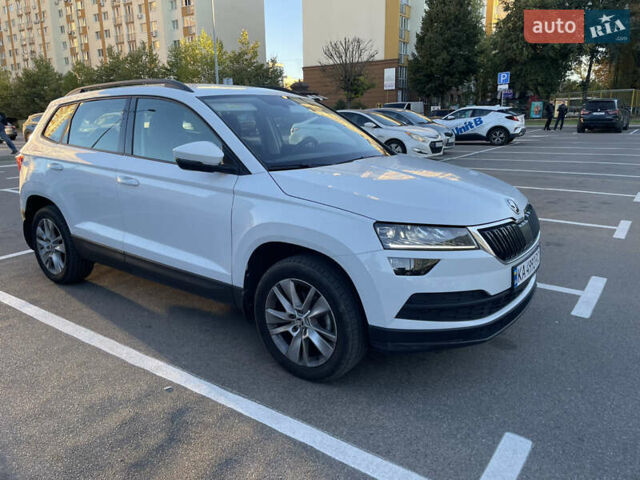 Белый Шкода Karoq, объемом двигателя 1.4 л и пробегом 31 тыс. км за 25000 $, фото 4 на Automoto.ua