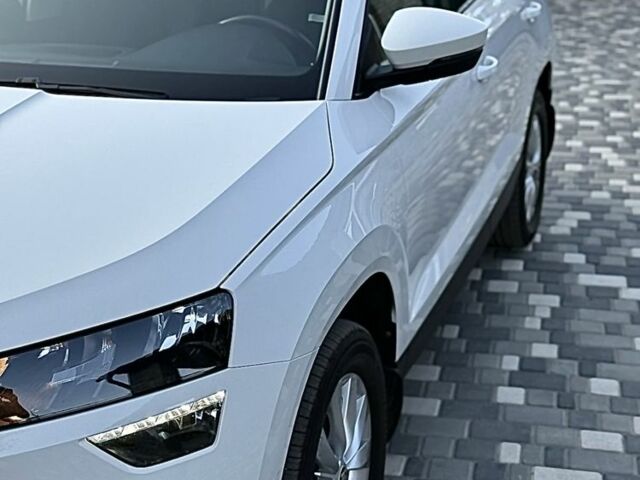 Білий Шкода Karoq, об'ємом двигуна 1.4 л та пробігом 109 тис. км за 20900 $, фото 12 на Automoto.ua