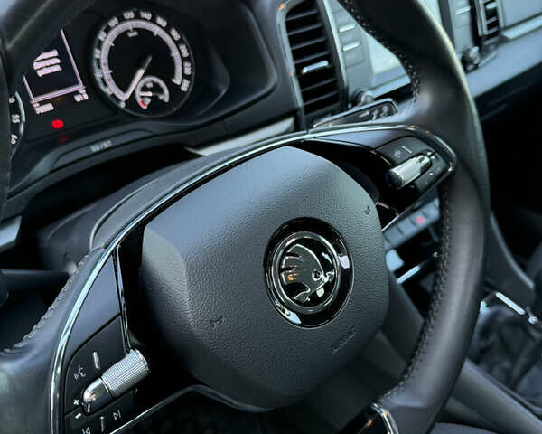 Белый Шкода Karoq, объемом двигателя 2 л и пробегом 78 тыс. км за 22000 $, фото 11 на Automoto.ua