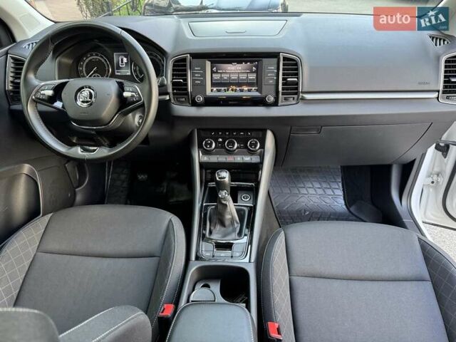 Шкода Karoq 2021 в Киеве на Automoto.ua Белый Шкода Karoq, объемом двигателя 1.97 л и пробегом 78 тыс. км за 22000 $, фото 10 на Automoto.ua