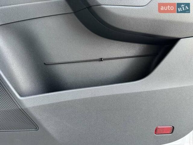 Шкода Karoq 2021 в Киеве на Automoto.ua Белый Шкода Karoq, объемом двигателя 1.97 л и пробегом 78 тыс. км за 22000 $, фото 17 на Automoto.ua