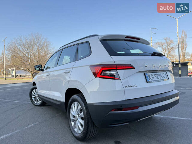 Белый Шкода Karoq, объемом двигателя 2 л и пробегом 78 тыс. км за 22000 $, фото 3 на Automoto.ua