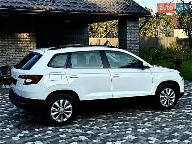 Білий Шкода Karoq, об'ємом двигуна 1.4 л та пробігом 108 тис. км за 21900 $, фото 7 на Automoto.ua