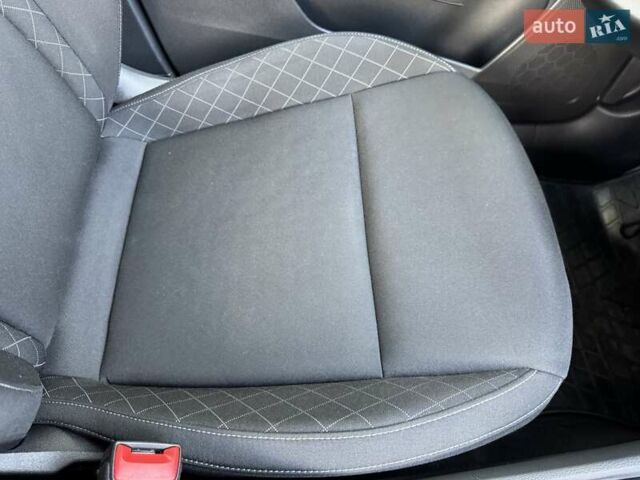 Шкода Karoq 2021 в Киеве на Automoto.ua Белый Шкода Karoq, объемом двигателя 1.97 л и пробегом 78 тыс. км за 22000 $, фото 16 на Automoto.ua