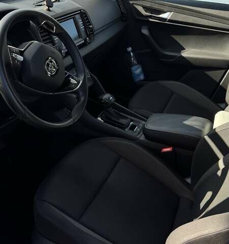 Белый Шкода Karoq, объемом двигателя 1.4 л и пробегом 33 тыс. км за 25000 $, фото 4 на Automoto.ua