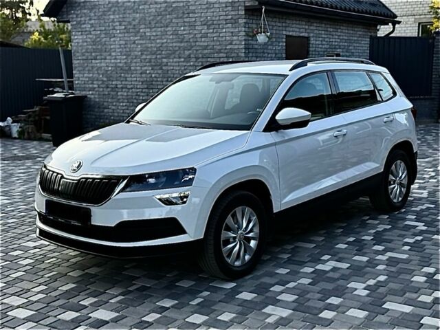 Белый Шкода Karoq, объемом двигателя 1.4 л и пробегом 107 тыс. км за 20500 $, фото 9 на Automoto.ua