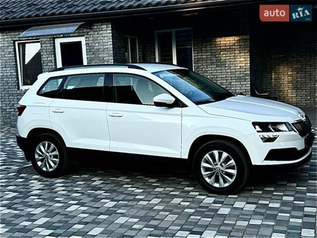 Білий Шкода Karoq, об'ємом двигуна 1.4 л та пробігом 108 тис. км за 21900 $, фото 5 на Automoto.ua