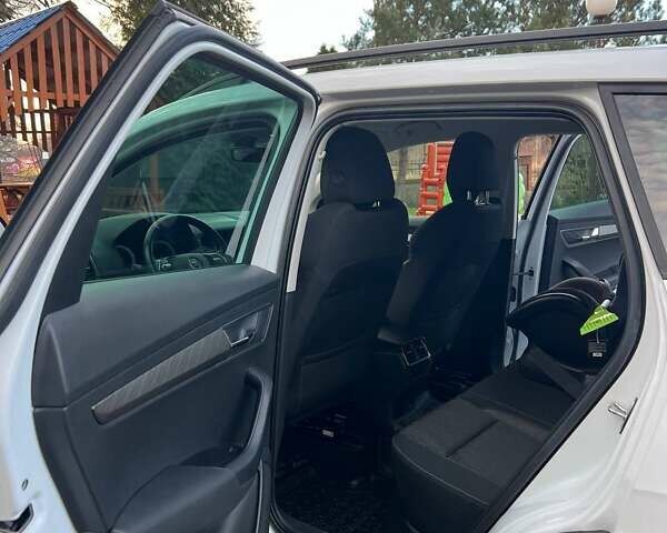 Білий Шкода Karoq, об'ємом двигуна 1.4 л та пробігом 41 тис. км за 27300 $, фото 17 на Automoto.ua