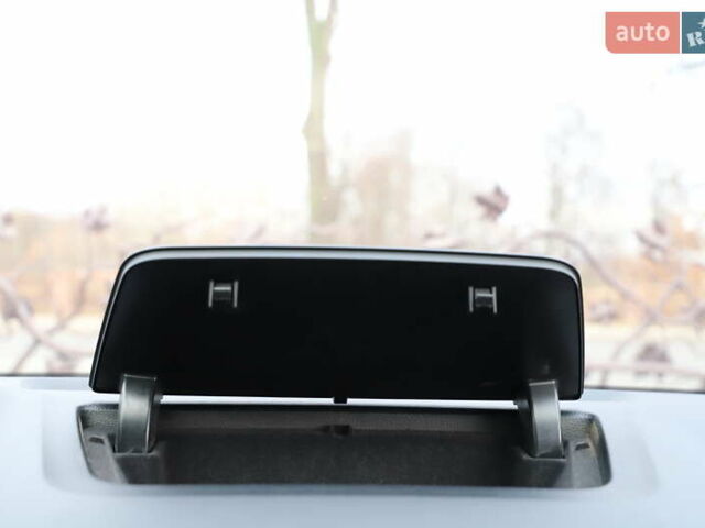 Білий Шкода Karoq, об'ємом двигуна 2 л та пробігом 88 тис. км за 29800 $, фото 126 на Automoto.ua