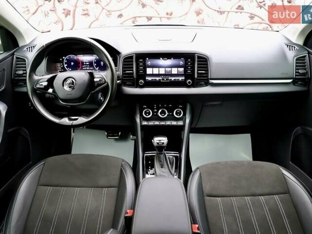 Білий Шкода Karoq, об'ємом двигуна 2 л та пробігом 88 тис. км за 29800 $, фото 71 на Automoto.ua