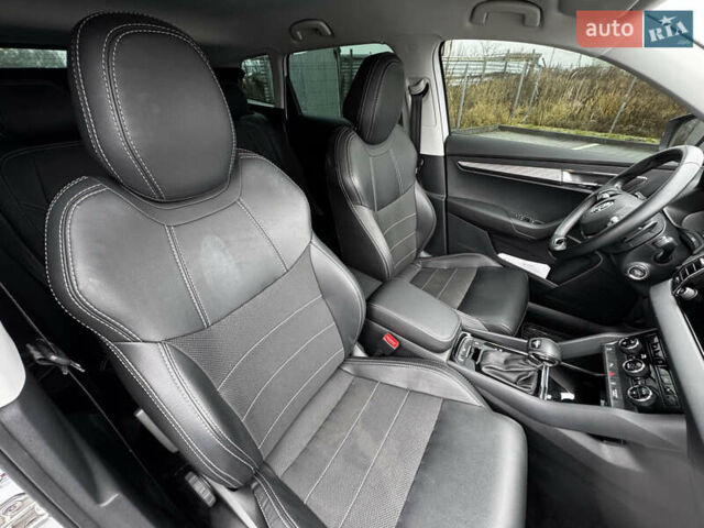Білий Шкода Karoq, об'ємом двигуна 1.4 л та пробігом 68 тис. км за 24450 $, фото 51 на Automoto.ua