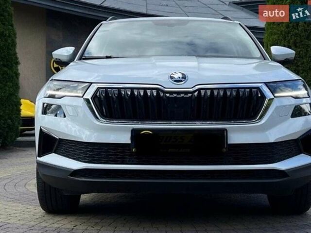 Білий Шкода Karoq, об'ємом двигуна 1.4 л та пробігом 41 тис. км за 27300 $, фото 4 на Automoto.ua