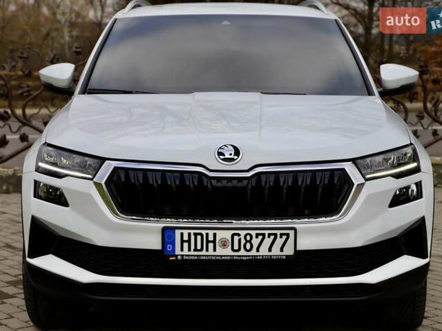 Білий Шкода Karoq, об'ємом двигуна 2 л та пробігом 88 тис. км за 29800 $, фото 42 на Automoto.ua
