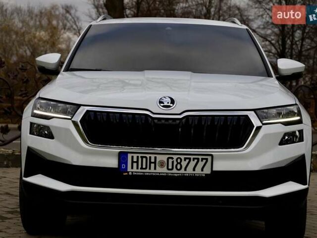 Білий Шкода Karoq, об'ємом двигуна 2 л та пробігом 88 тис. км за 29800 $, фото 37 на Automoto.ua