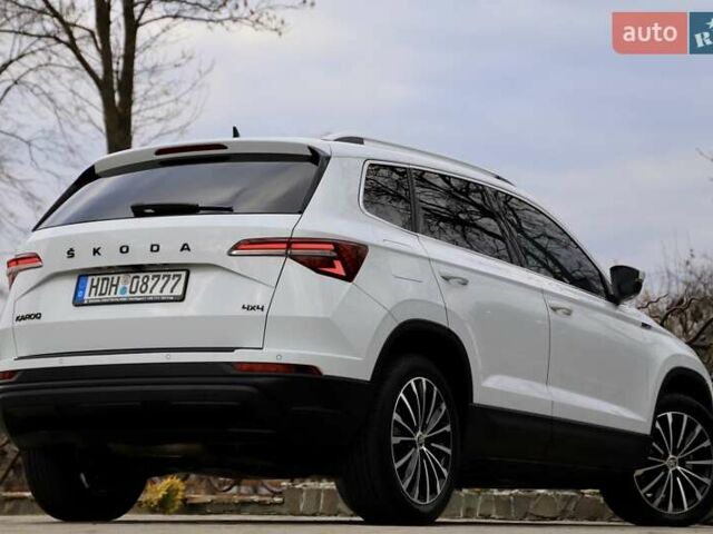 Білий Шкода Karoq, об'ємом двигуна 2 л та пробігом 88 тис. км за 29800 $, фото 15 на Automoto.ua