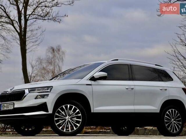 Білий Шкода Karoq, об'ємом двигуна 2 л та пробігом 88 тис. км за 29800 $, фото 31 на Automoto.ua