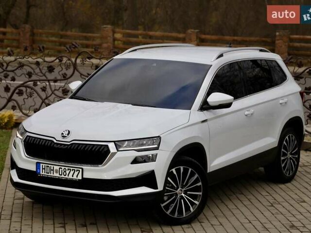 Білий Шкода Karoq, об'ємом двигуна 2 л та пробігом 88 тис. км за 29800 $, фото 45 на Automoto.ua