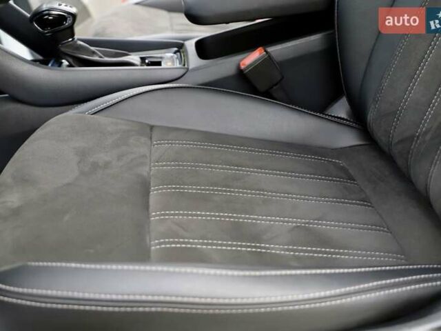 Білий Шкода Karoq, об'ємом двигуна 2 л та пробігом 88 тис. км за 29800 $, фото 69 на Automoto.ua