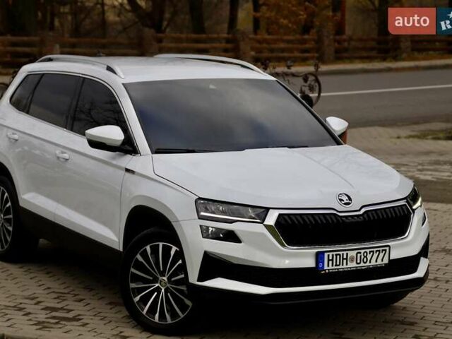 Білий Шкода Karoq, об'ємом двигуна 2 л та пробігом 88 тис. км за 29800 $, фото 44 на Automoto.ua