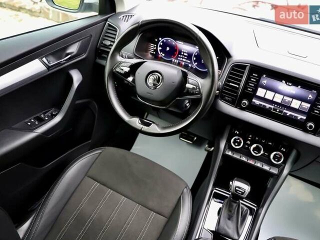 Білий Шкода Karoq, об'ємом двигуна 2 л та пробігом 88 тис. км за 29800 $, фото 70 на Automoto.ua
