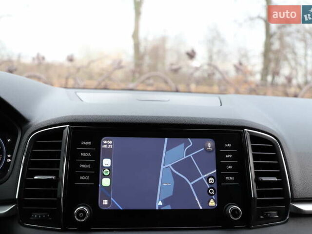 Білий Шкода Karoq, об'ємом двигуна 2 л та пробігом 88 тис. км за 29800 $, фото 125 на Automoto.ua