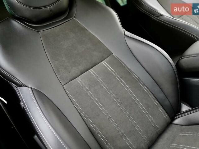 Білий Шкода Karoq, об'ємом двигуна 2 л та пробігом 88 тис. км за 29800 $, фото 82 на Automoto.ua