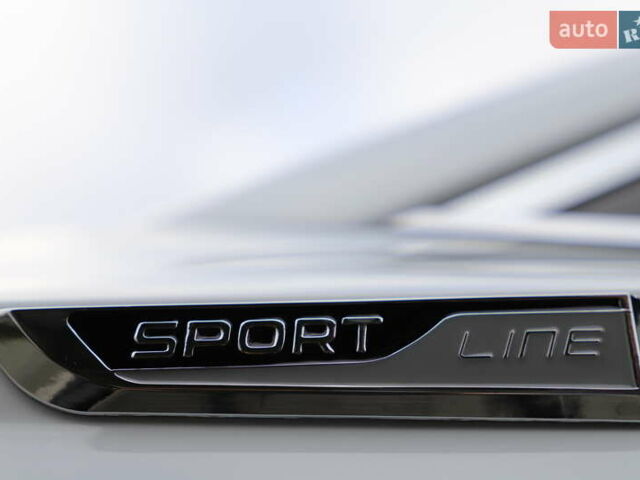 Білий Шкода Karoq, об'ємом двигуна 2 л та пробігом 88 тис. км за 29800 $, фото 11 на Automoto.ua